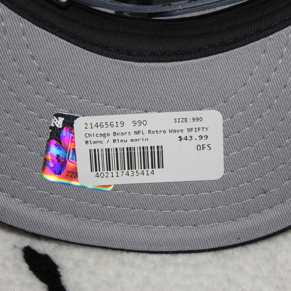 Chicago Bears Retro Wave - Picture 5 of 5